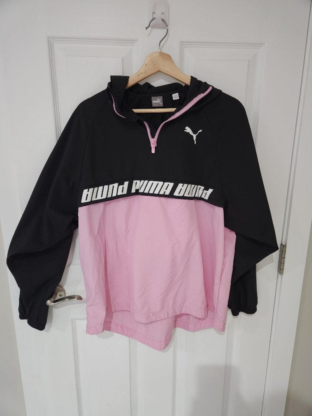 Pink and Black Lightweight Puma Jacket - Medium